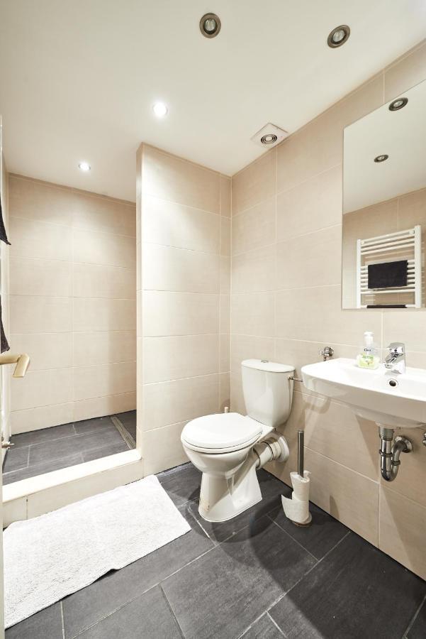 Large Apartment For Groups City Center Dist. VII Βουδαπέστη Εξωτερικό φωτογραφία