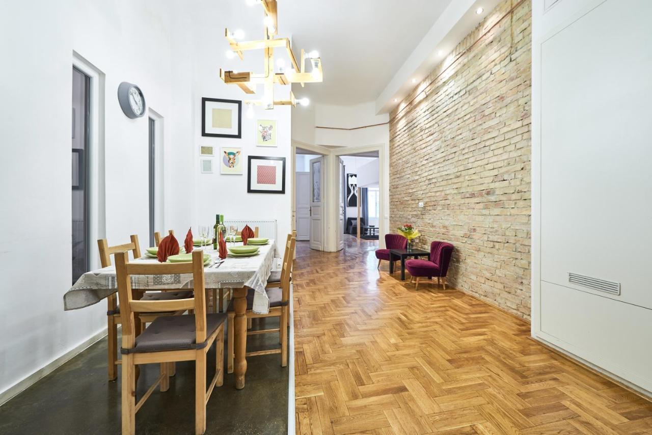 Large Apartment For Groups City Center Dist. VII Βουδαπέστη Εξωτερικό φωτογραφία