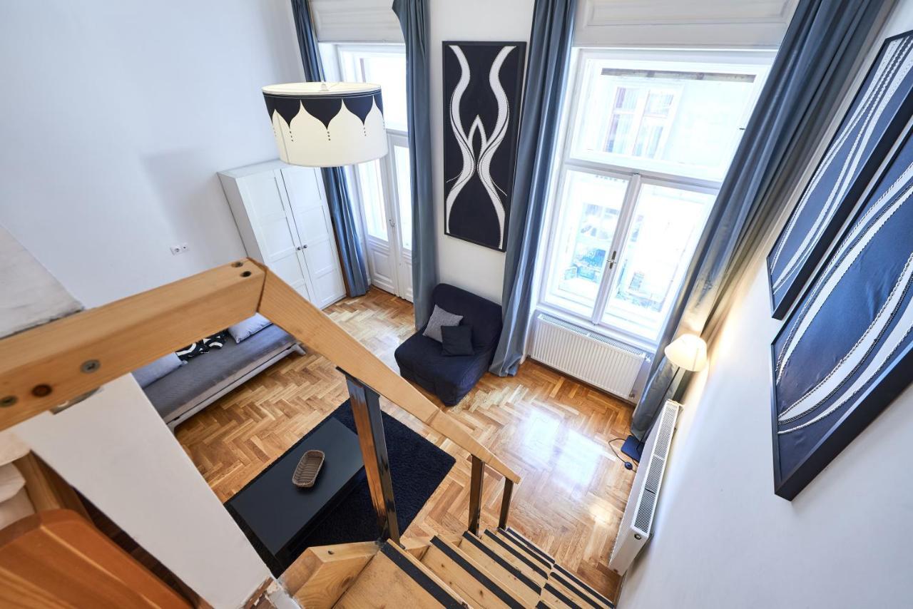 Large Apartment For Groups City Center Dist. VII Βουδαπέστη Εξωτερικό φωτογραφία