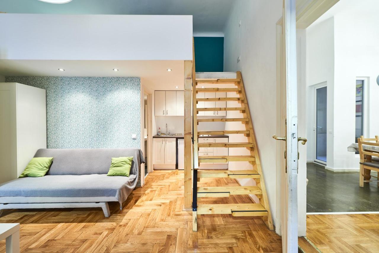 Large Apartment For Groups City Center Dist. VII Βουδαπέστη Εξωτερικό φωτογραφία