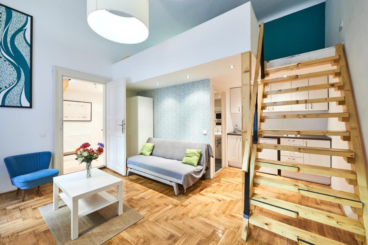 Large Apartment For Groups City Center Dist. VII Βουδαπέστη Εξωτερικό φωτογραφία